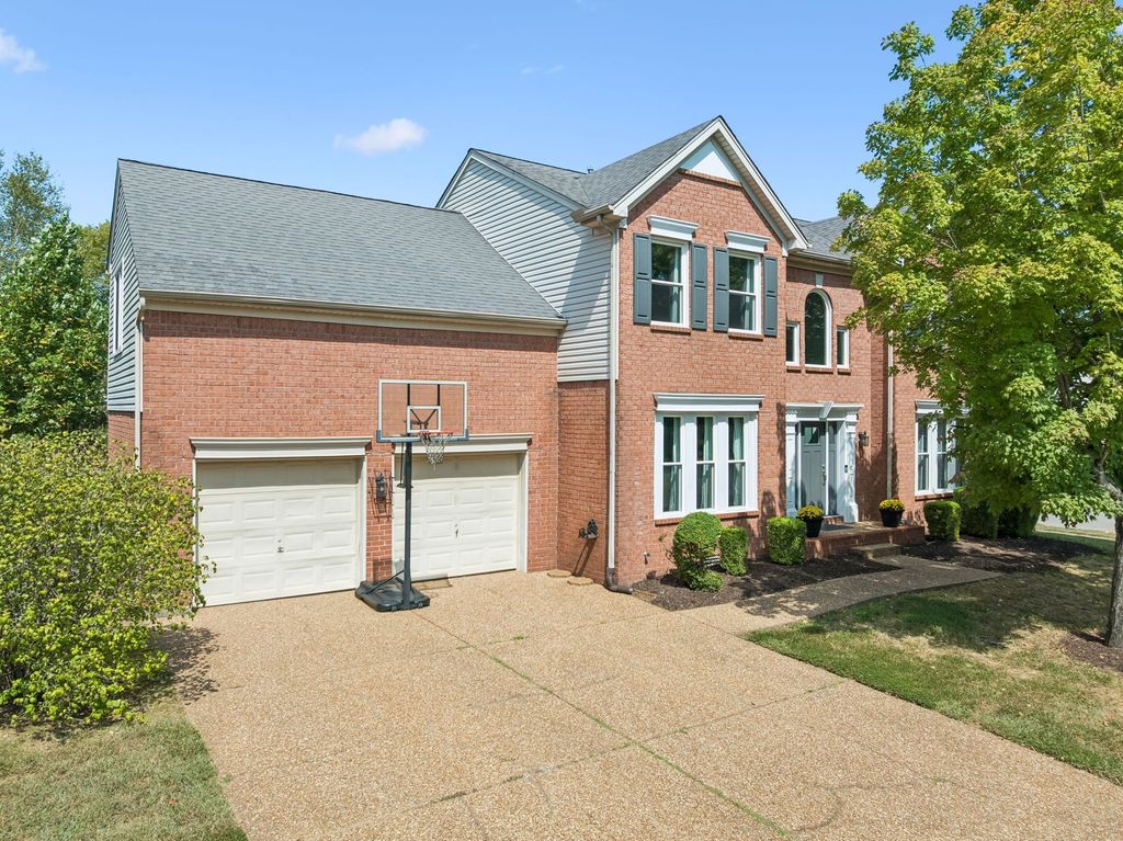 317 Millhouse Dr, Franklin