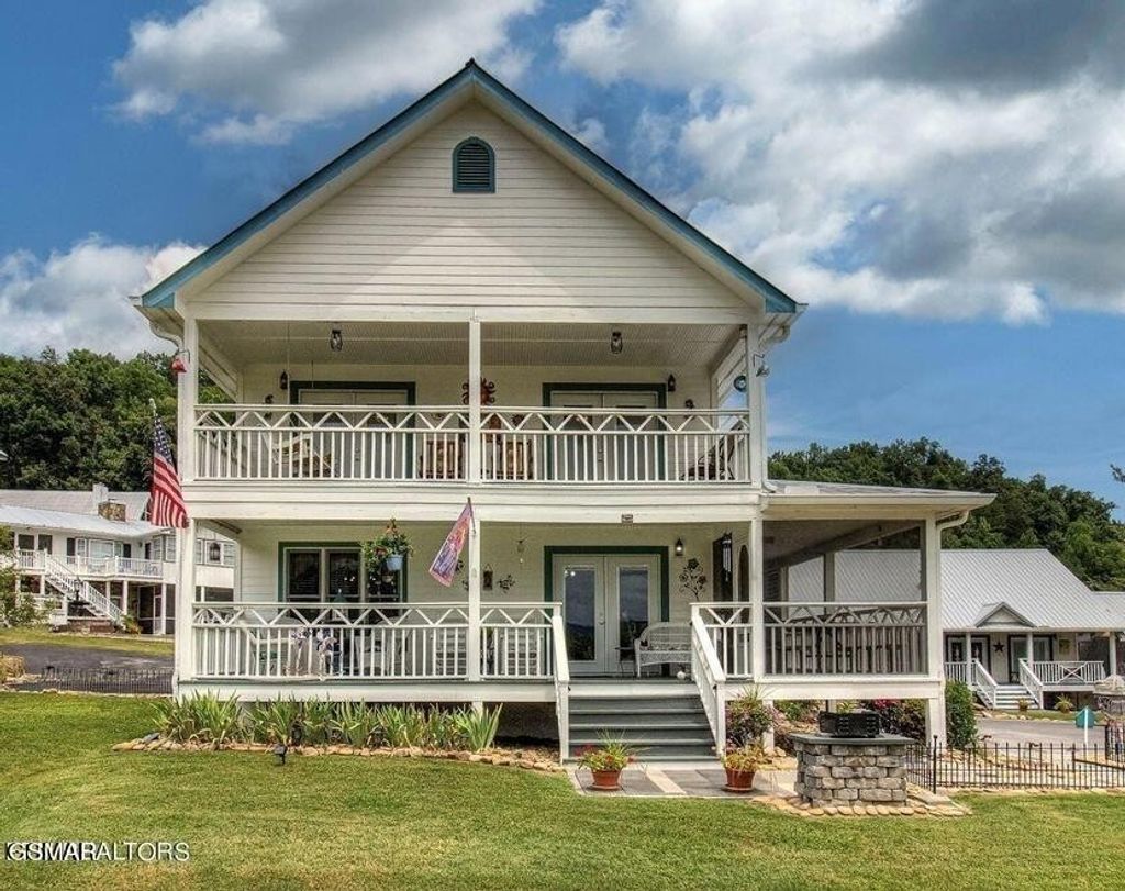 424 Country Path Way, Sevierville