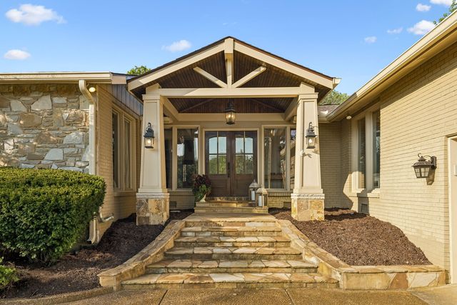 8112 Vaden Dr, Brentwood