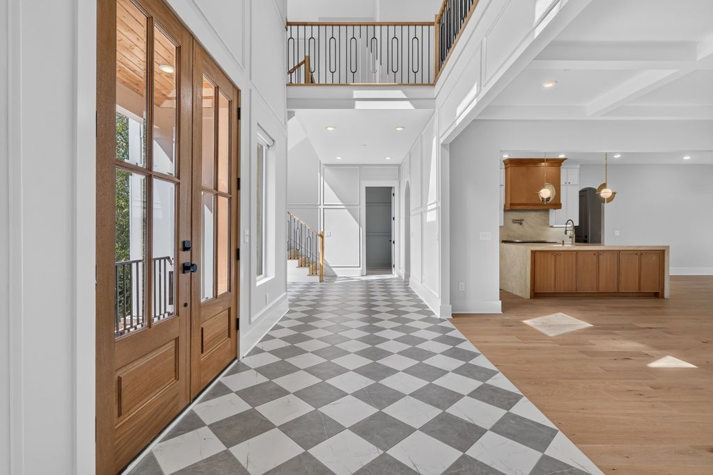 123 Glen Leven Way, Hendersonville