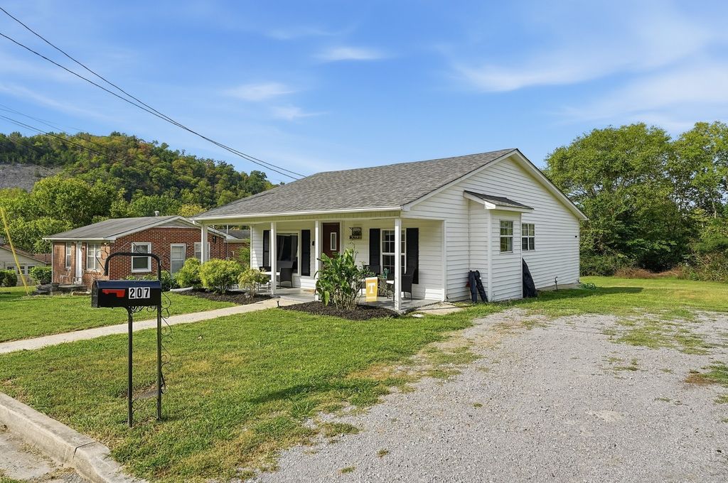 207 Sims St, Dowelltown