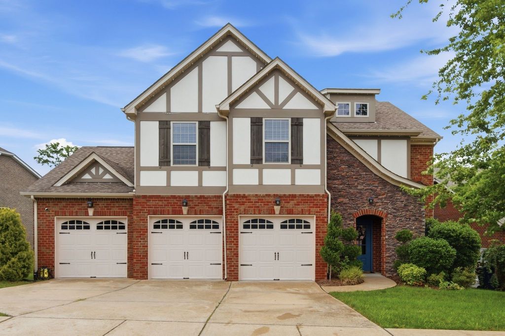 2214 Chaucer Park Ln, Thompsons Station