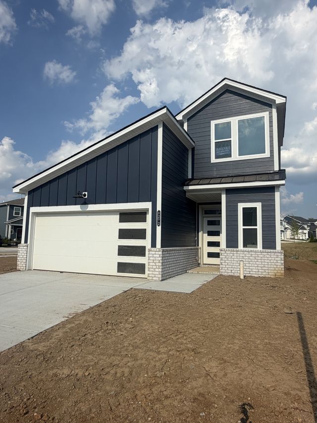 1272 Linn Cove Court, Gallatin