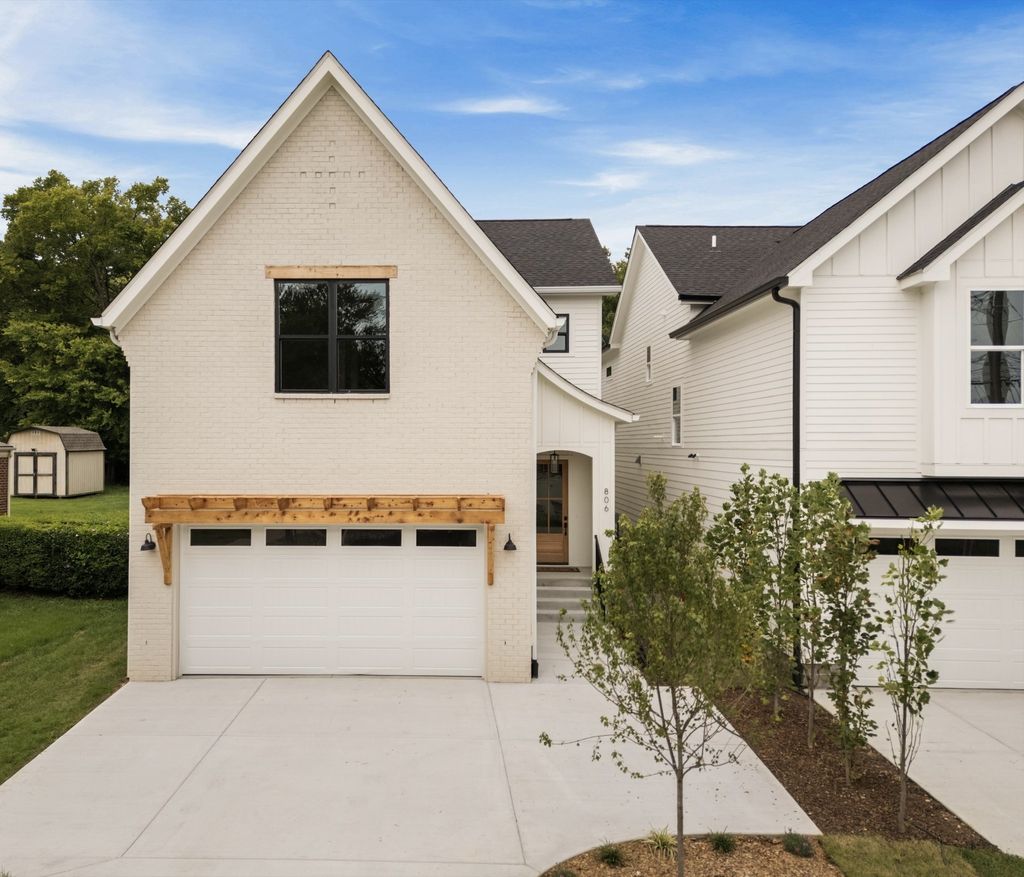 806 Newhall Dr, Nashville