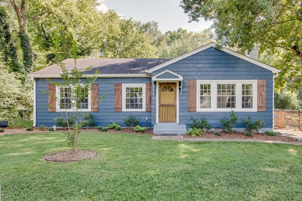 909 Edgewood Dr, Columbia