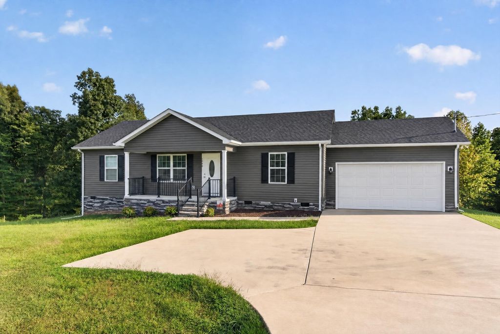 1460 Tanyard Hill Rd, Lynchburg