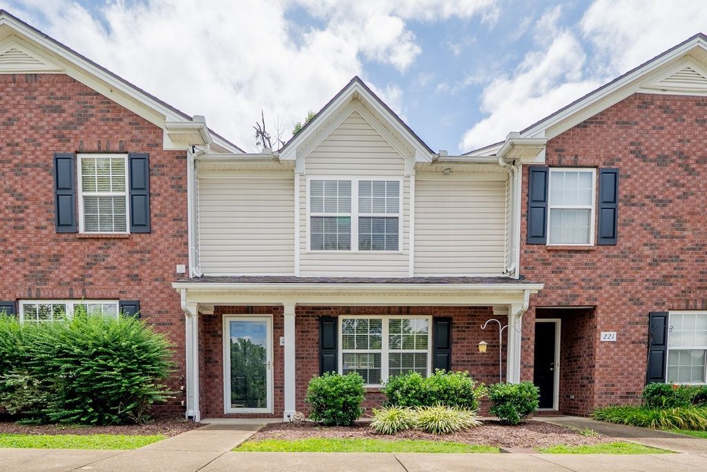 223 Buck Run Dr, Nashville