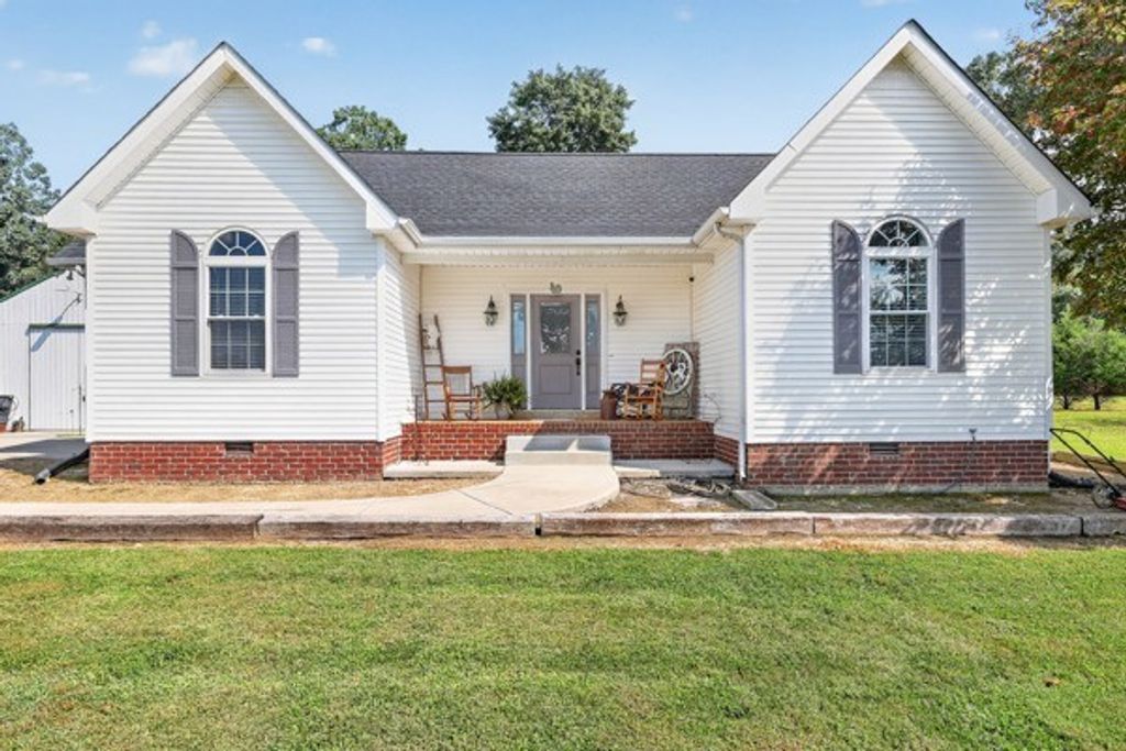 2318 Dobbins Pike, Portland