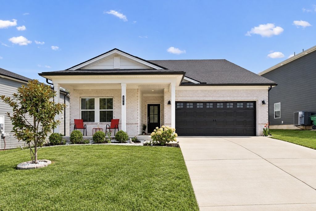 4877 Myra Dr, Hermitage