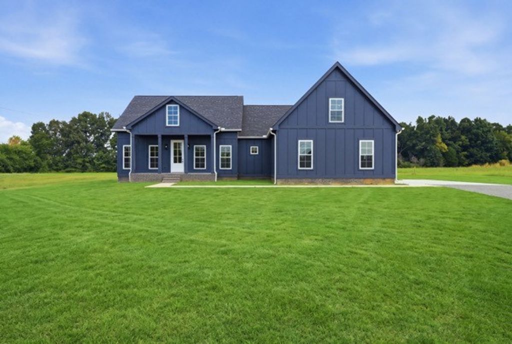 356 Laws Hill Road, Lewisburg