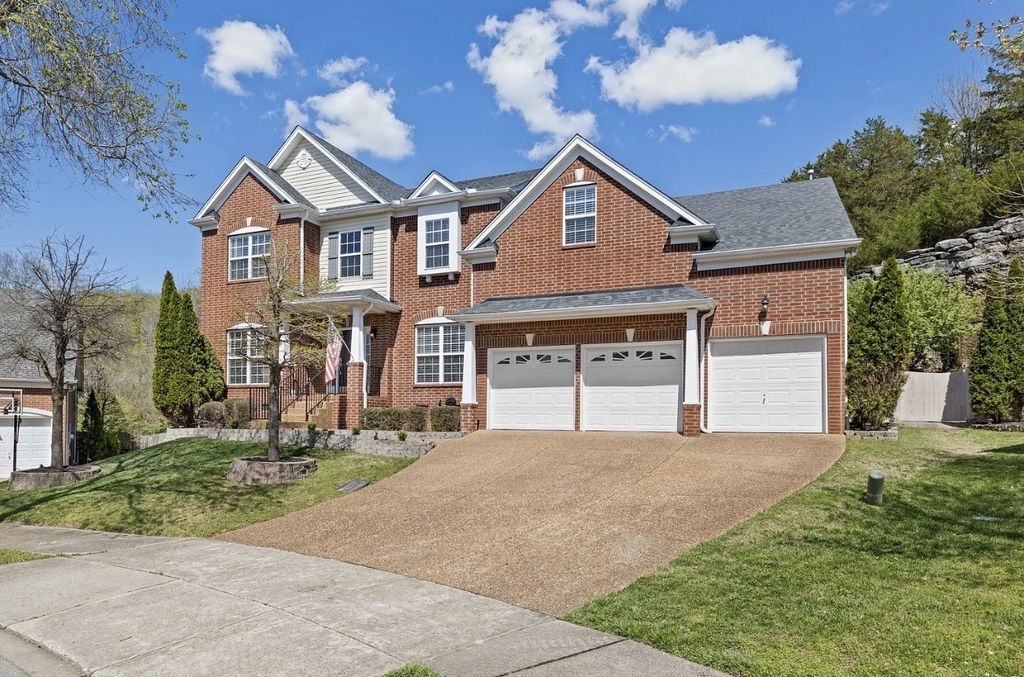 1104 Arcola Ct, Franklin