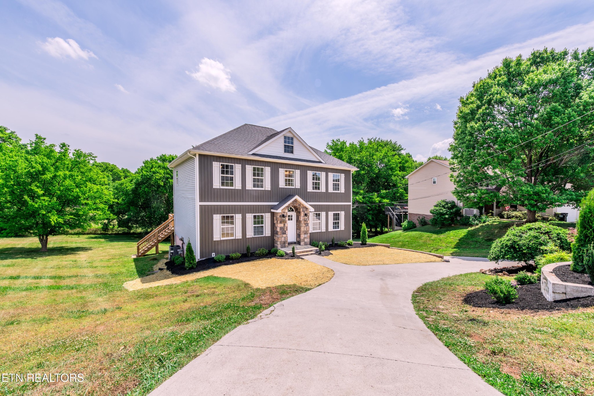 Photo for MLS 3544531 in 1336 Zachary Taylor Rd Knoxville, TN - 37922