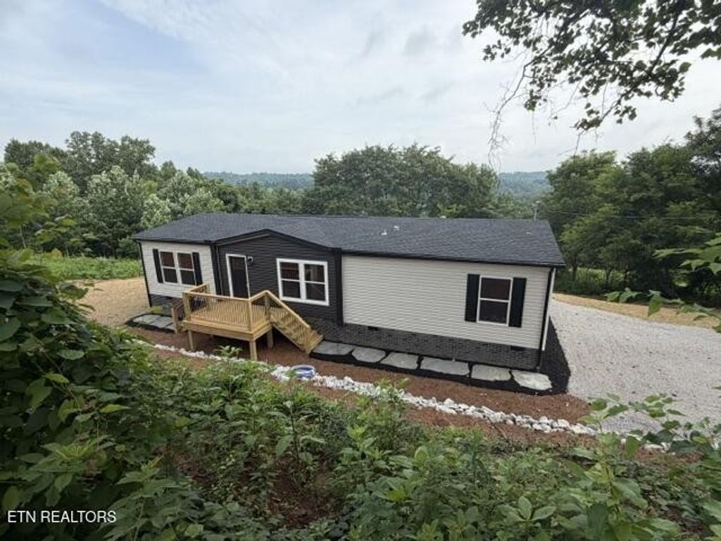 3827 Demory Rd, La Follette