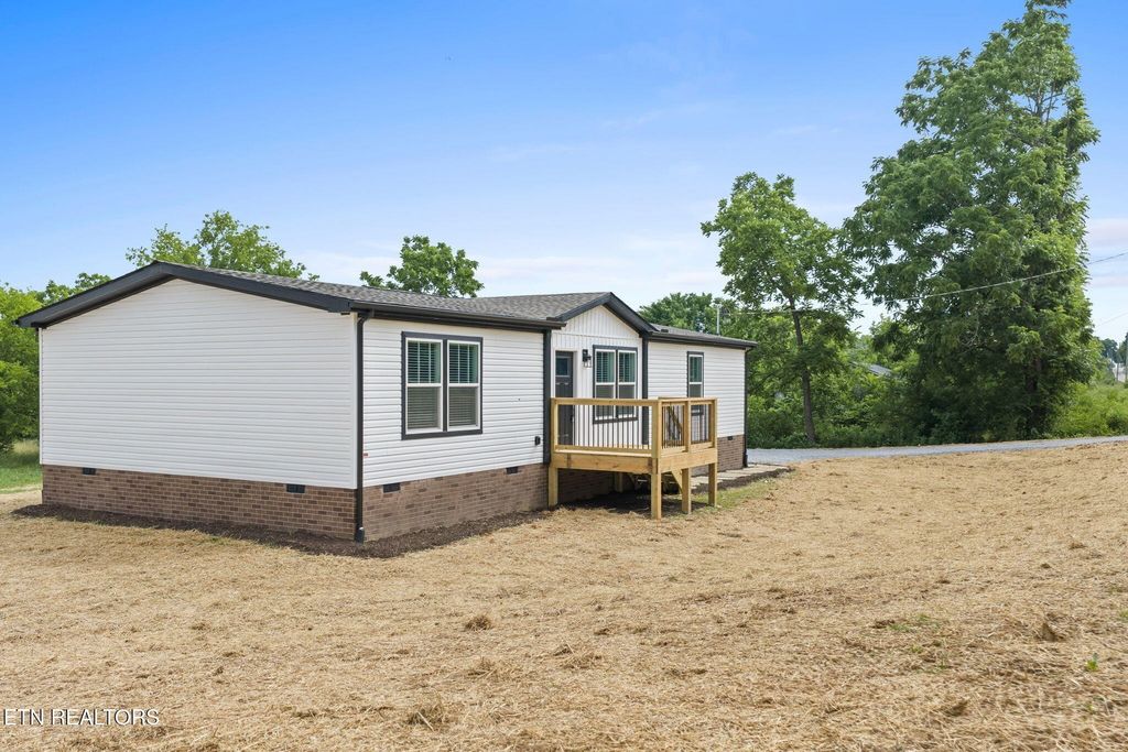 3219 Sweetwater Vonore Rd, Sweetwater