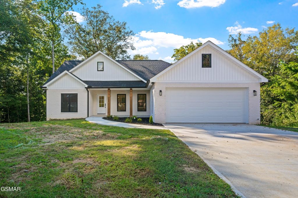 1430 Beechtop Lane, Kodak