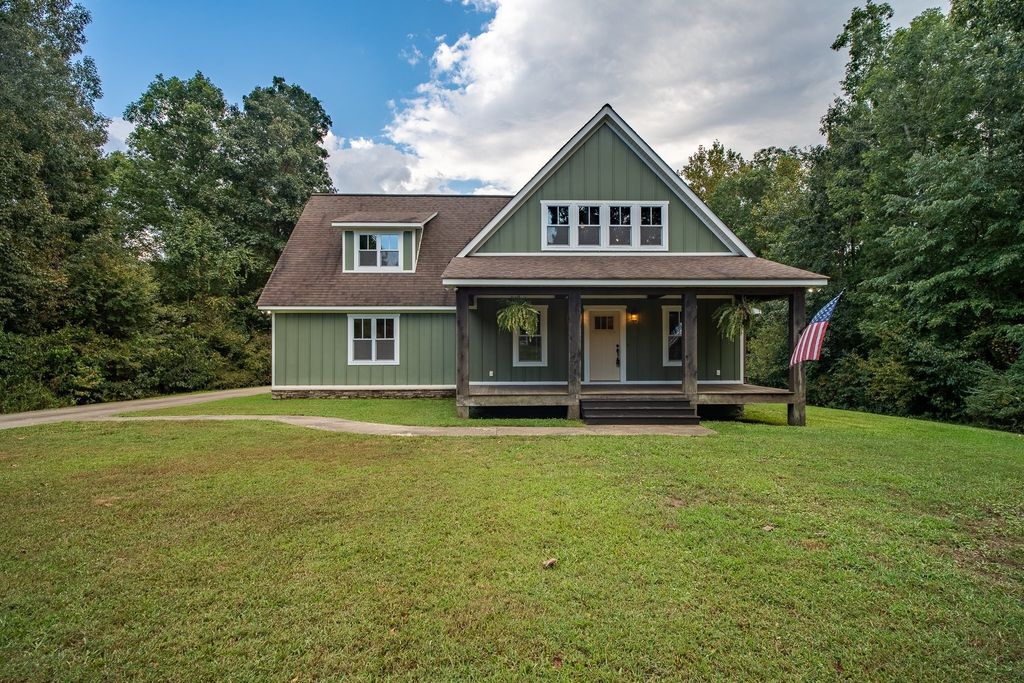 700 Old Johnson Lake Rd, Loretto
