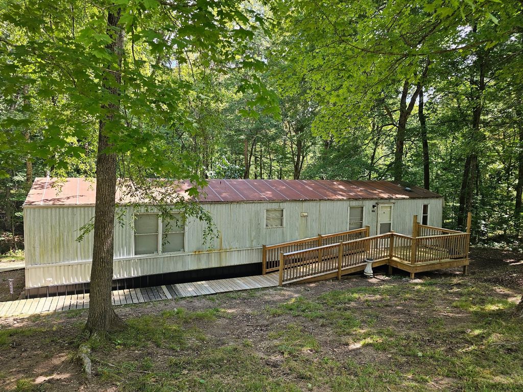 1882 Dunbar Rd, Woodlawn