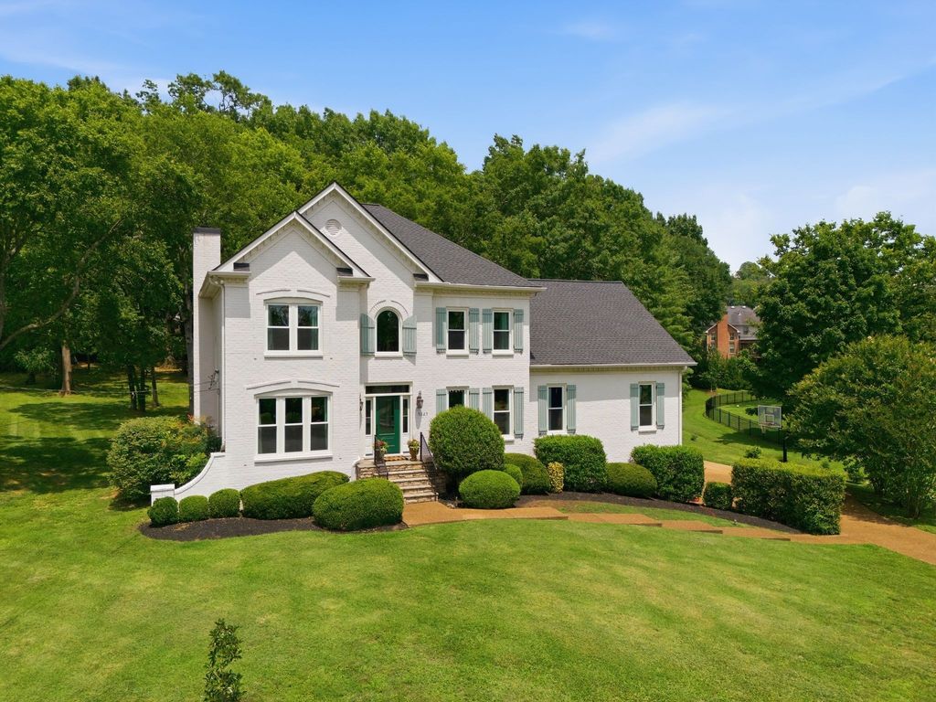 9225 Foxboro Dr, Brentwood