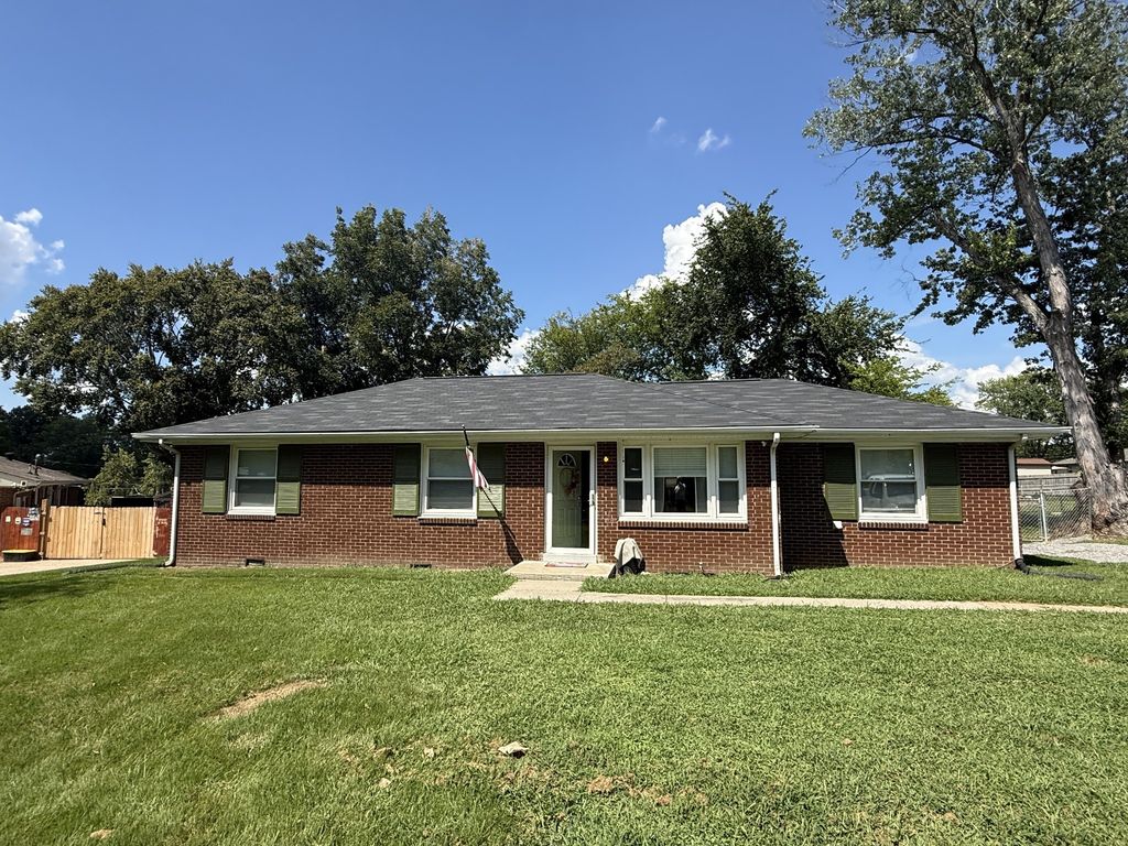 21 Concord Dr, Clarksville
