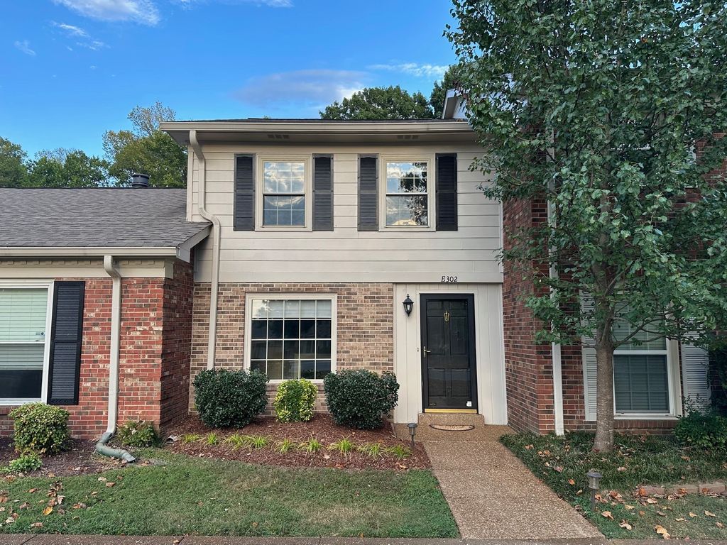 8300 Sawyer Brown Road E302, Nashville