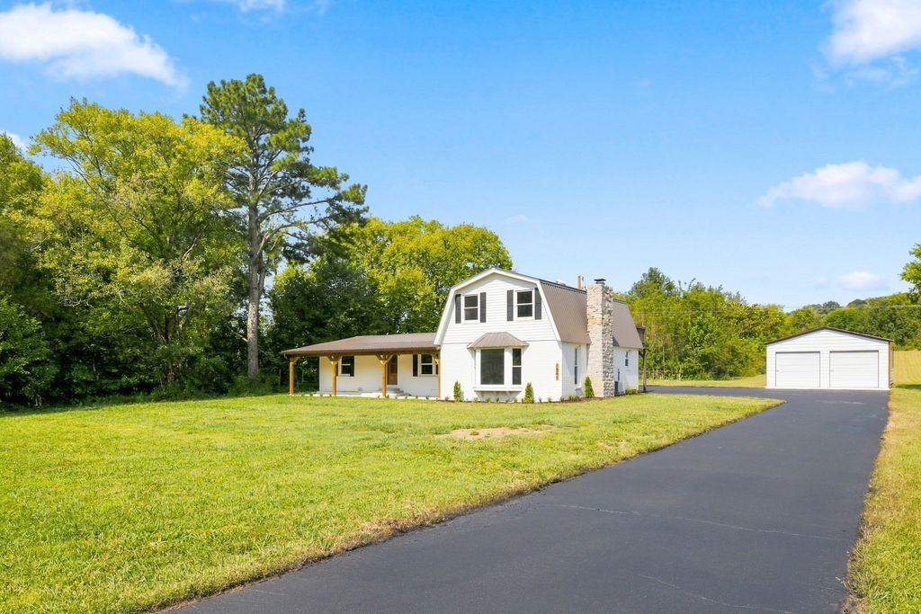 1548 Roy Sellers Rd, Columbia