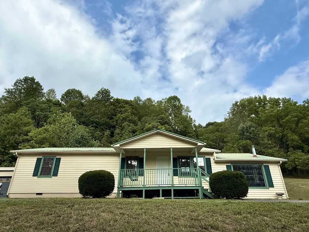 1927 Hurricane Creek Rd, Lynchburg