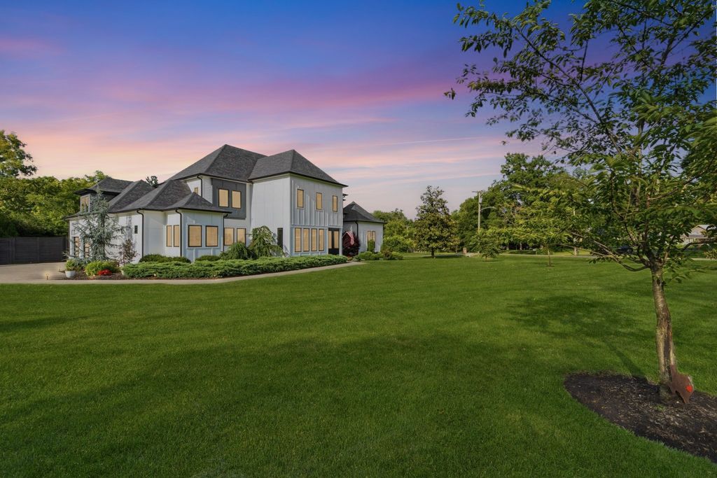 848 W Hillwood Dr, Nashville