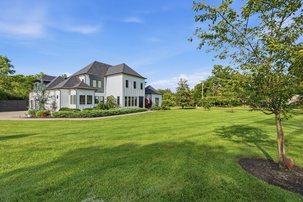 848 W Hillwood Dr, Nashville