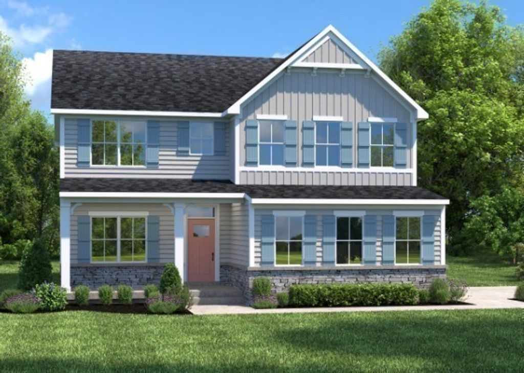 609 Farm Field Lane, Hendersonville