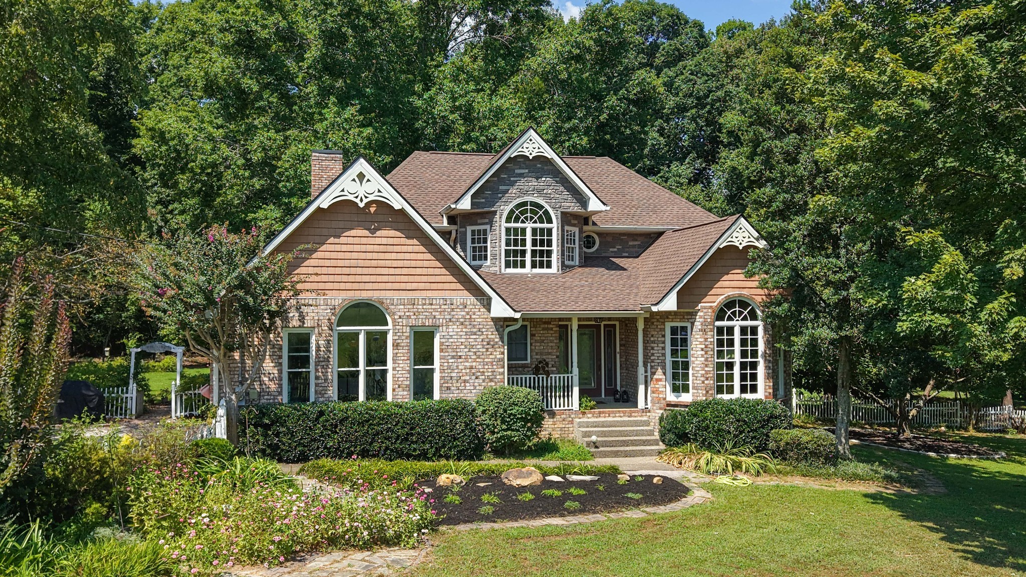 Photo of Listing #3545563