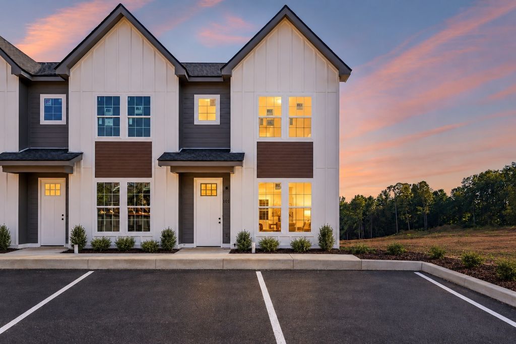 2255 Mccormick Ln 107, Clarksville