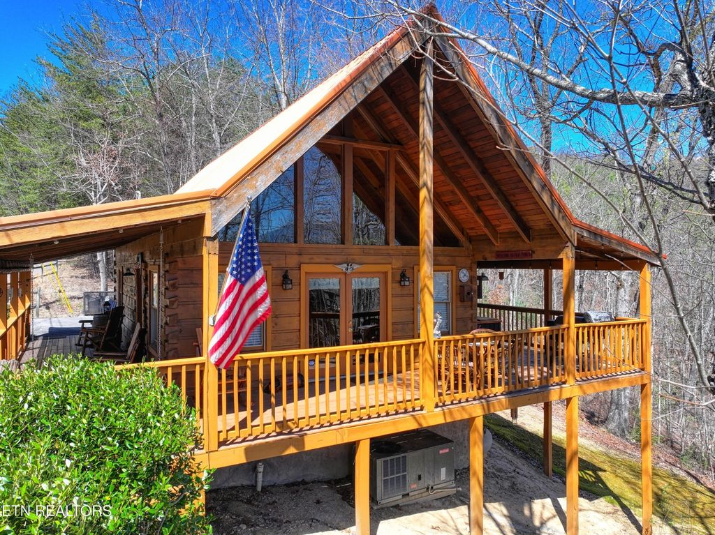 2621 Raccoon Hollow Way, Pigeon Forge