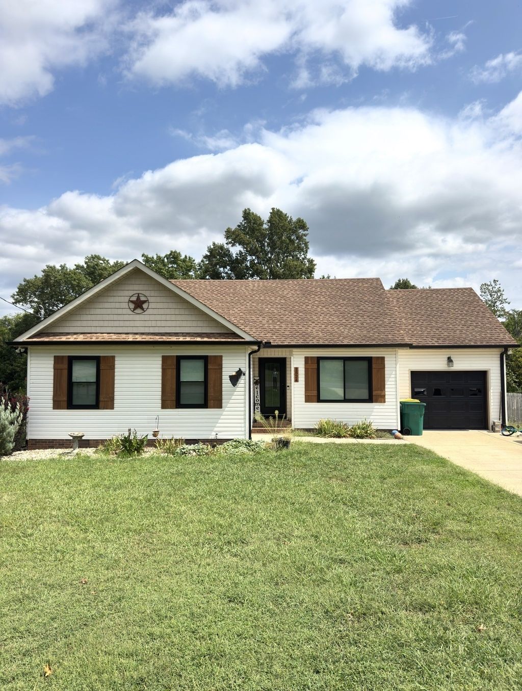 1524 Joanne Cir, Lewisburg