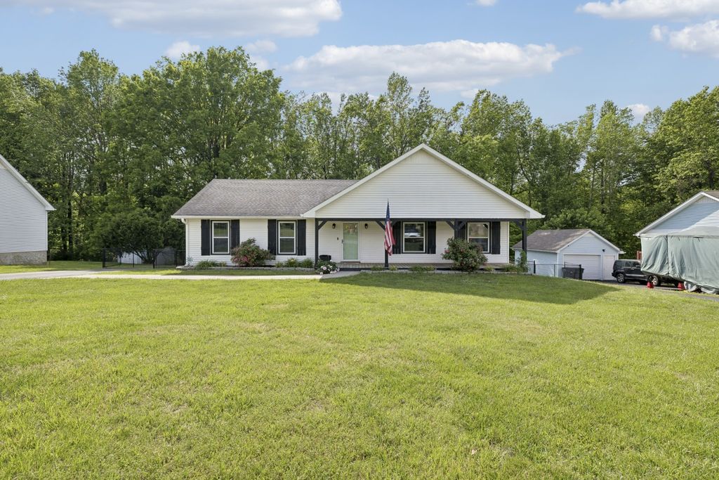 105 Hilco Dr, Lafayette