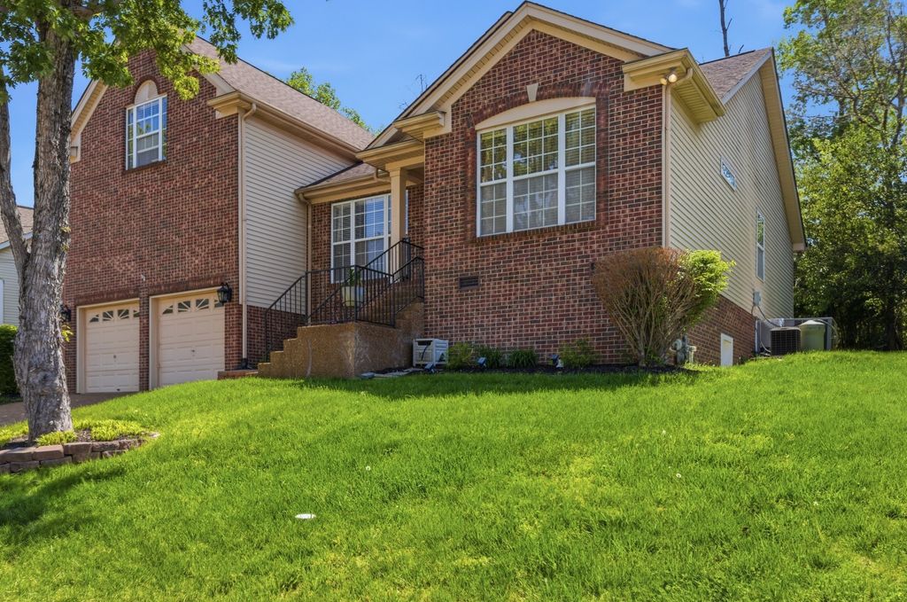 2965 Harbor Lights Dr, Nashville