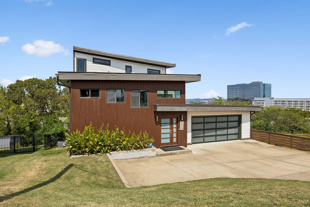 3300 Nevada Ave, Nashville