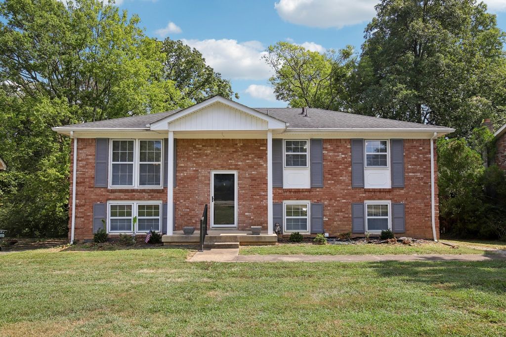 312 Honeyhill Dr, Nashville