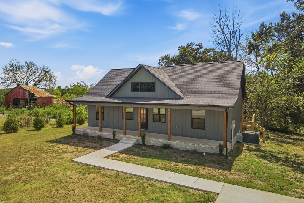 11726 W Green Hill Rd, Smithville