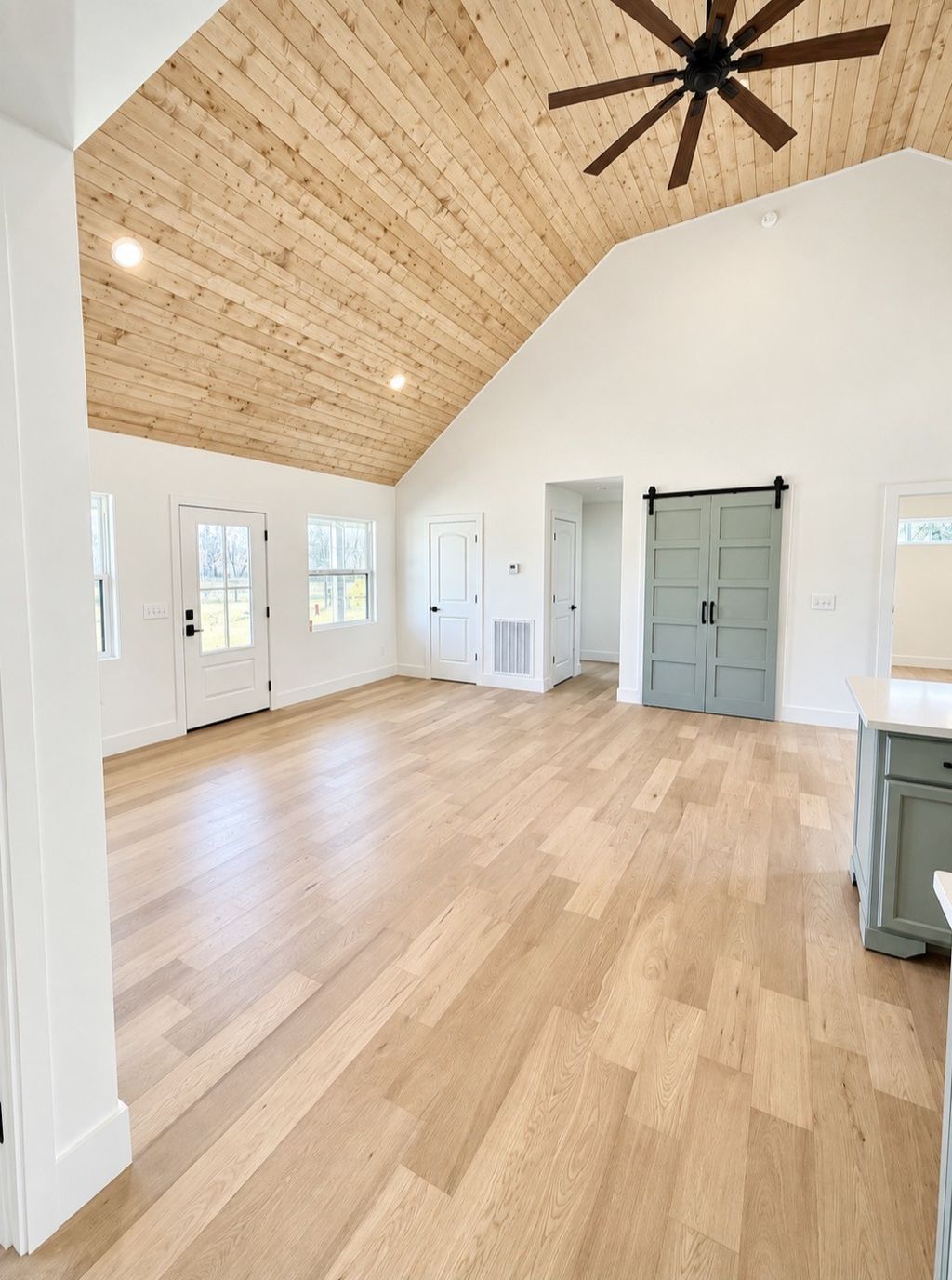 11726 W Green Hill Rd, Smithville