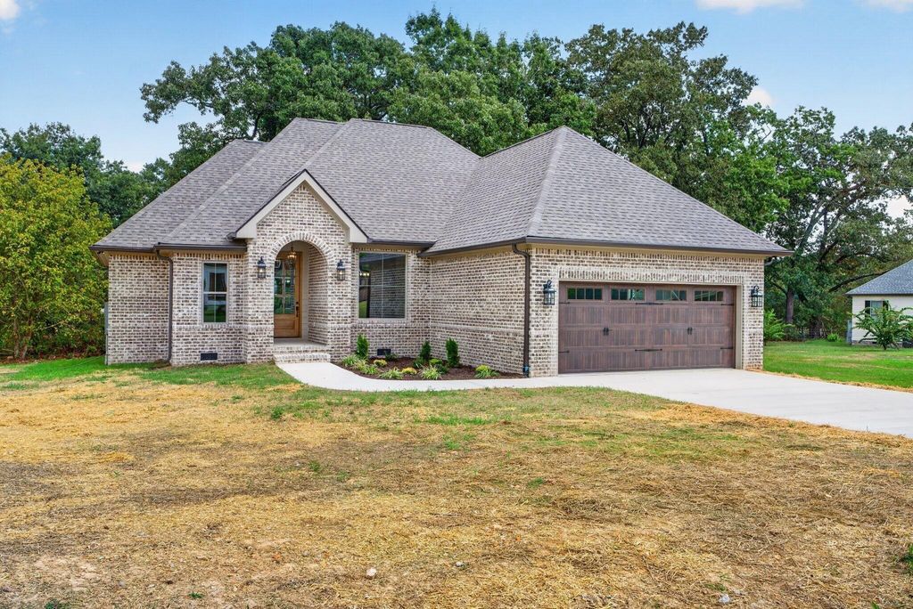 89 Lexington Stop Drive, Rock Spring