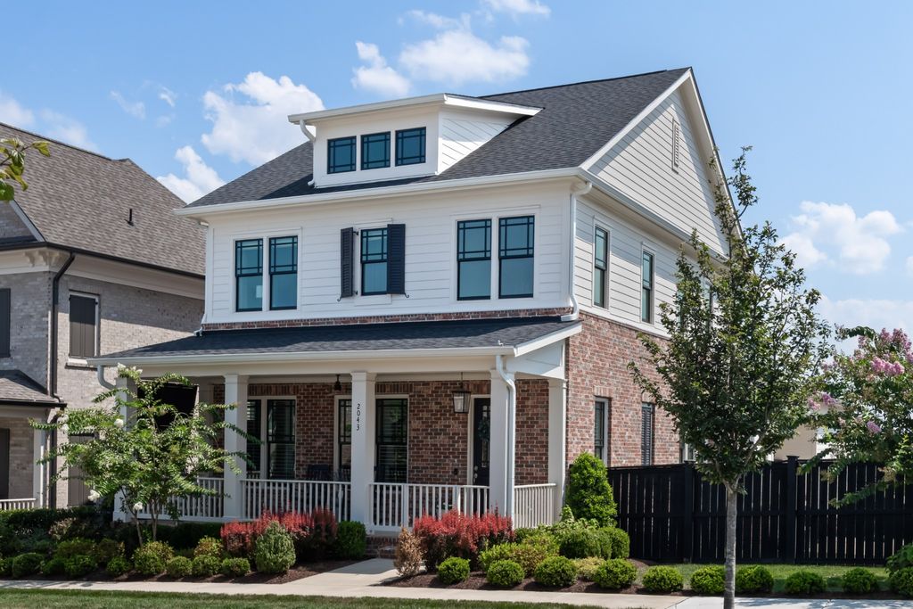 2043 William St, Franklin