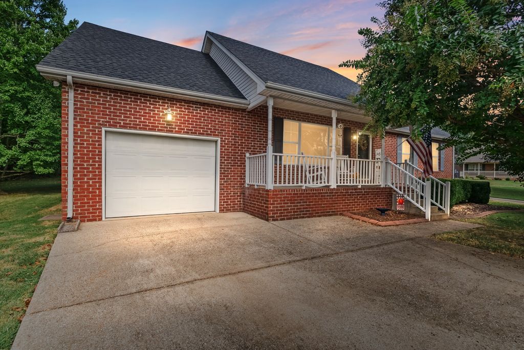 1008 Olivia Ct, Mount Juliet