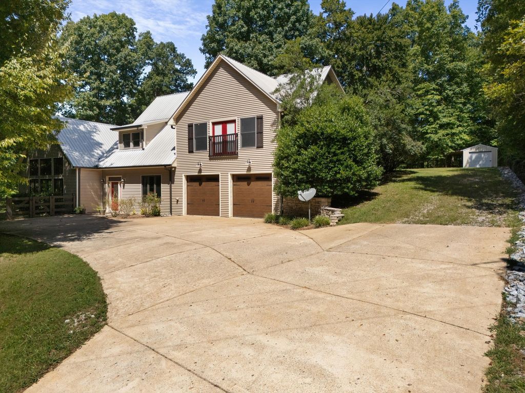 480 Defeated Creek Rd, Centerville