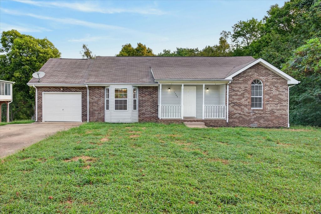1705 Broadripple Drive, Clarksville