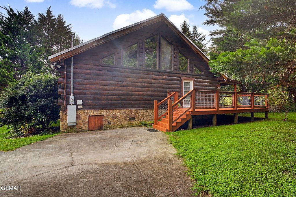 3022 Hatcher Mountain Road, Sevierville