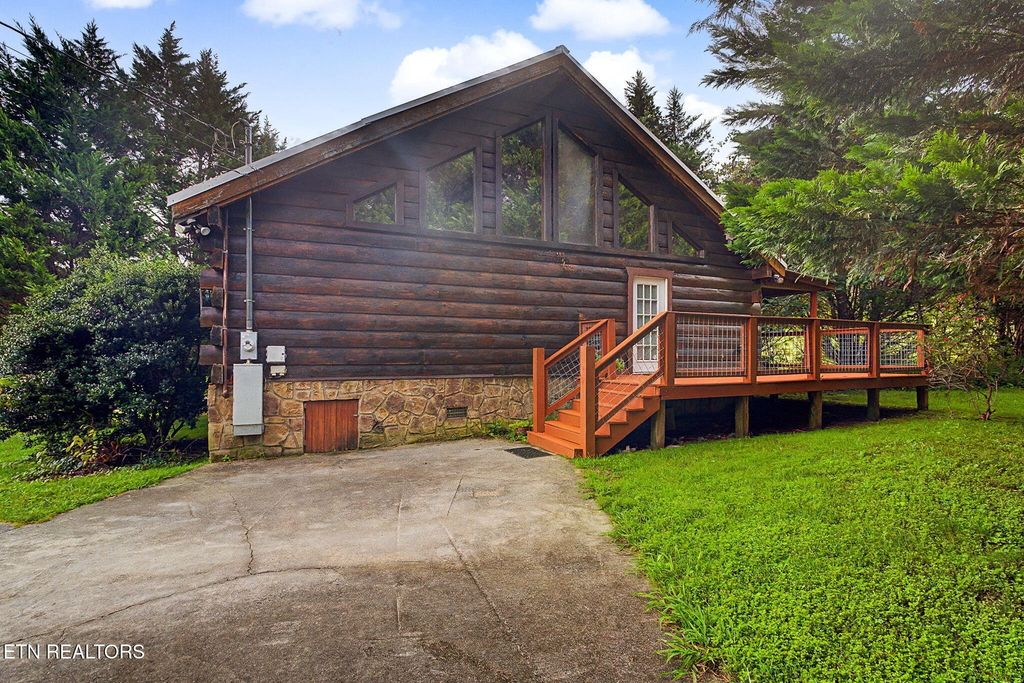 3022 Hatcher Mtn Rd, Sevierville