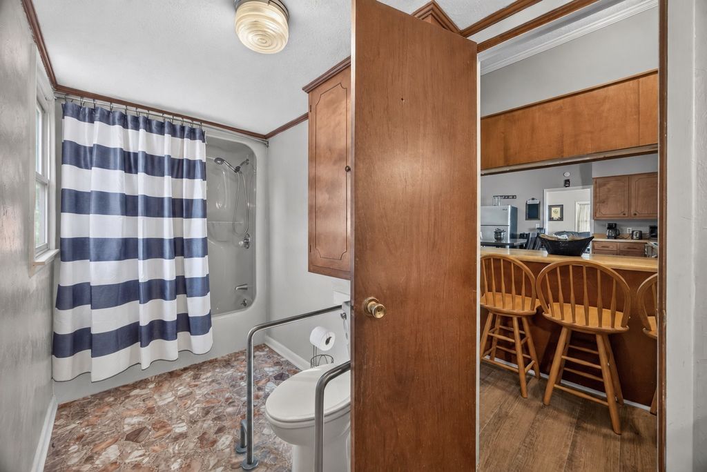 311 Clark St, Sparta