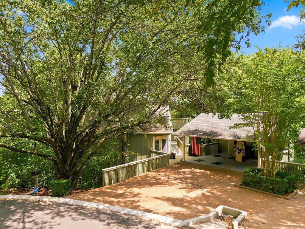117 Harpeth Trace Ct, Nashville