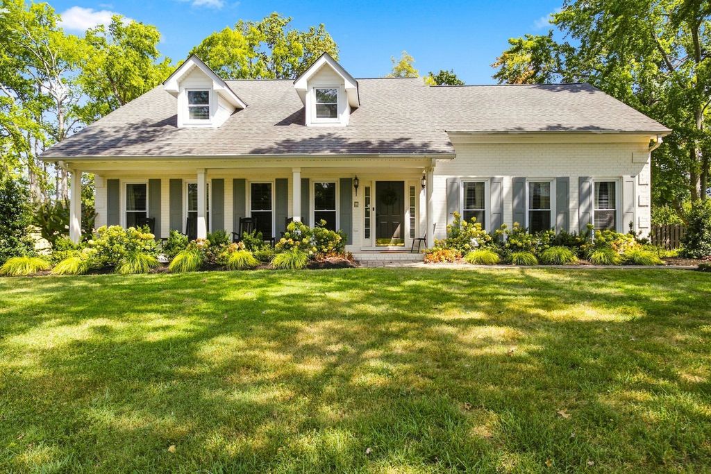 6028 Manor Pl, Brentwood