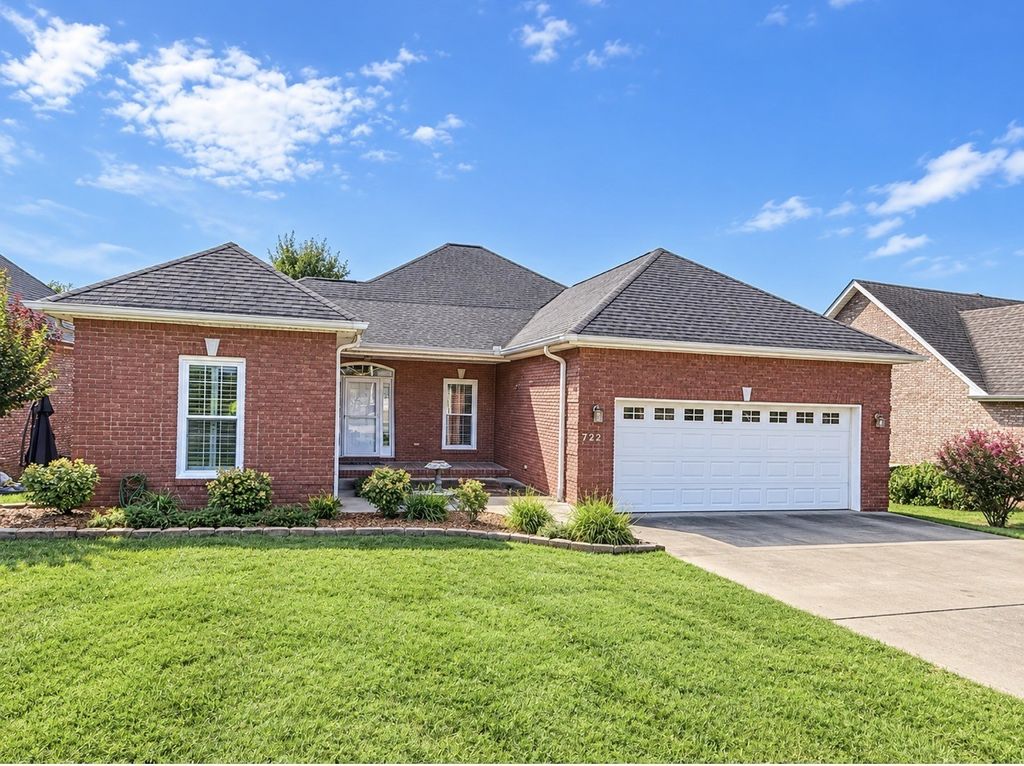 722 Courtland Ave, Clarksville